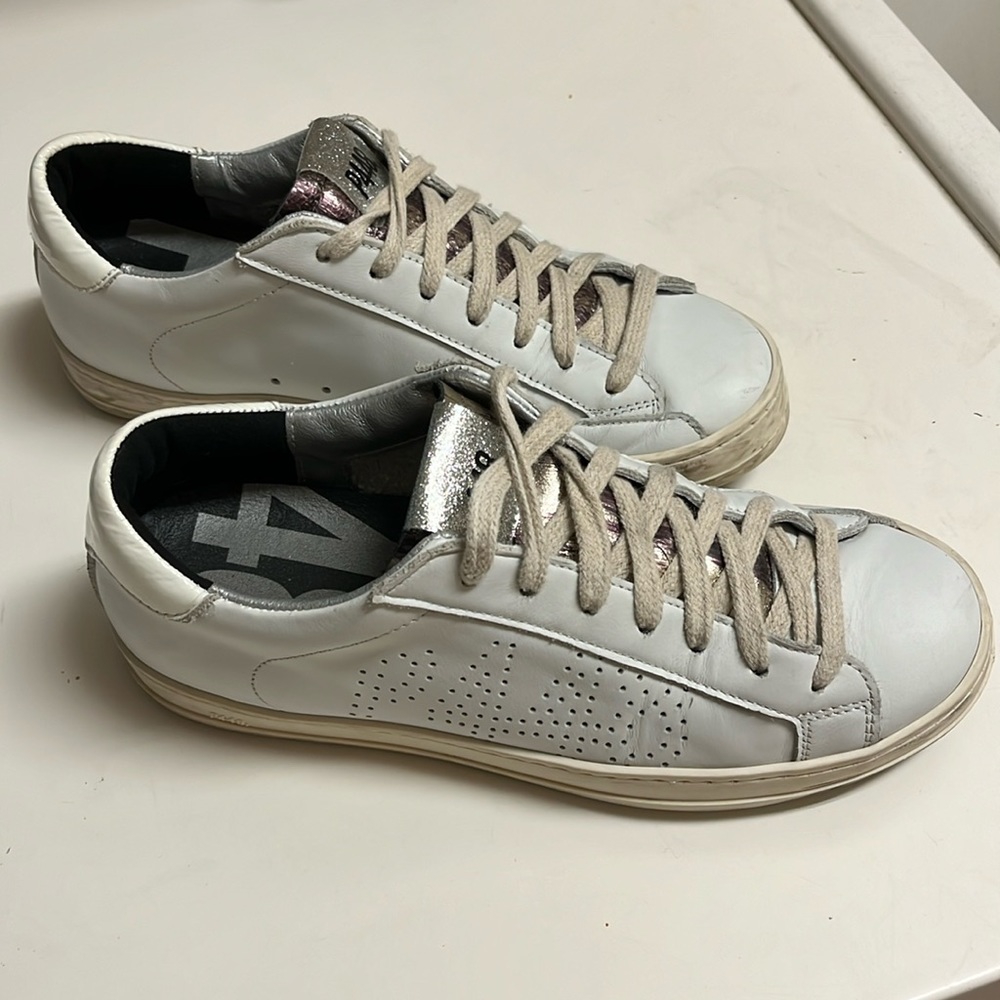 p448 women’s John sneaker size 38